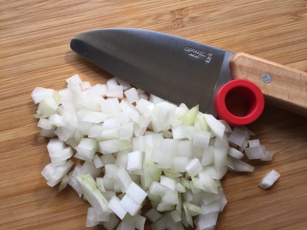Opinel Dicing Onions