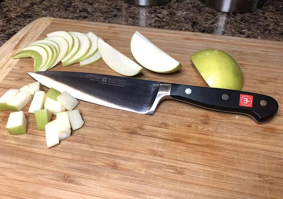 Wusthof Classic 10 Inch Super Slicer — Review and Information. 
